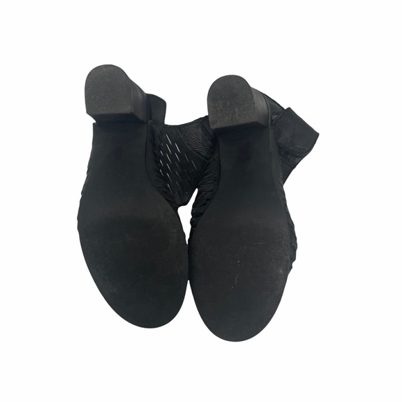 Steve Madden Leala Open Toe Bootie Black Size 7.5 - Picture 9 of 11